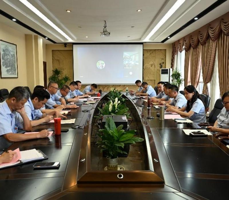 東方物流組織召開支部黨員大會暨深入貫徹中央八項規定精神學習